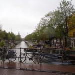 Gracht in Amsterdam im Regen Blog 2017