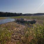 Boote ueber der Brandungslinie gelagert 2019